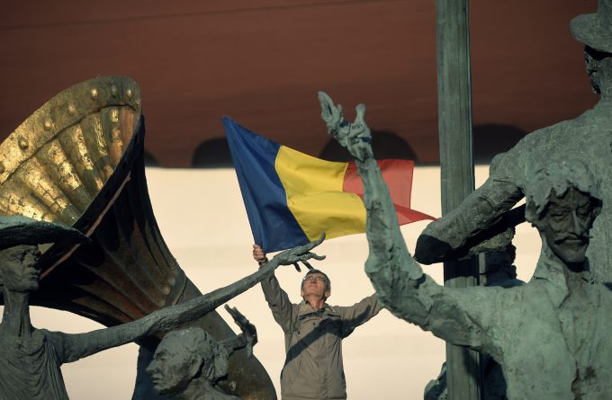 Tentația extremismului. De ce se raliază tot mai mulți oameni ideilor radicale